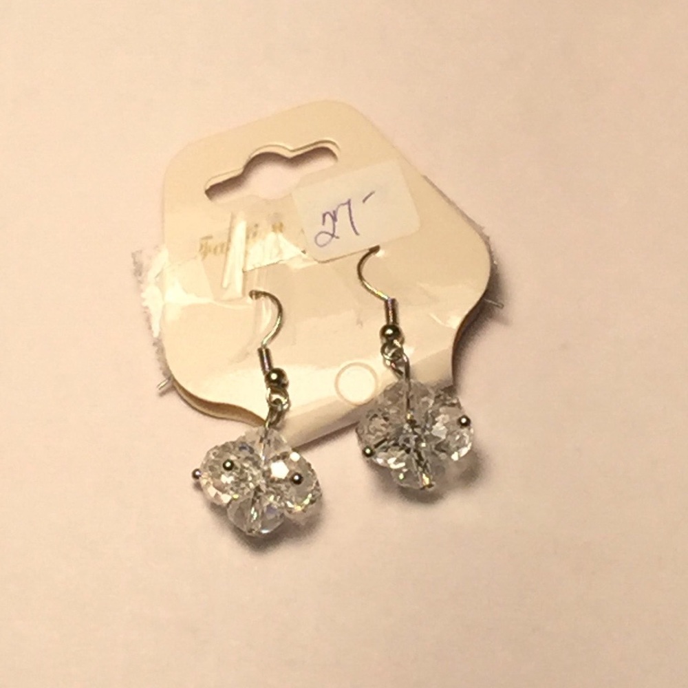 NWT Jewelry Bundle. Earrings & Necklaces - Picture 5 of 10